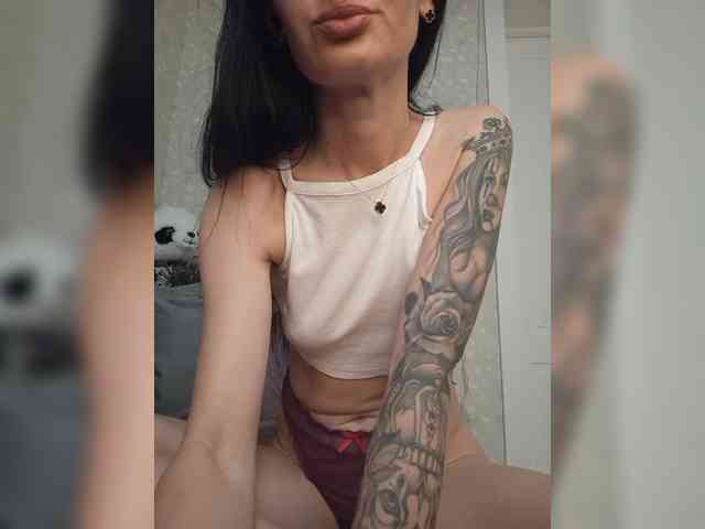 Black_chick webcam
