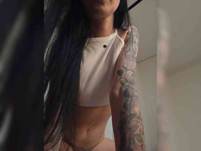 Black_chick webcam