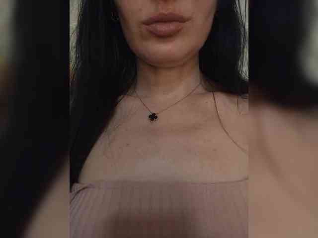 Mikki88K Live Webcam on BongaCams