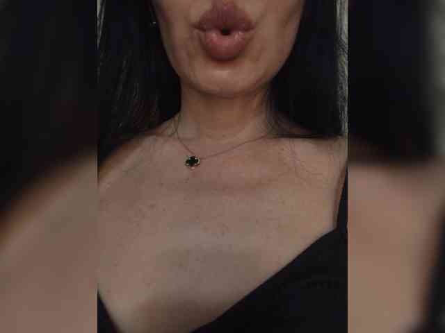 Black_chick webcam
