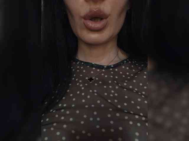 Black_chick webcam