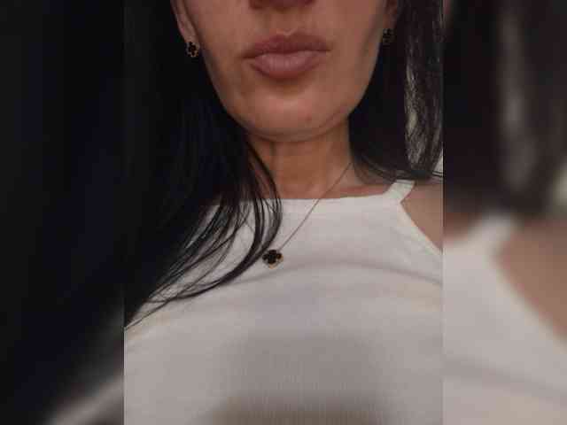 Black_chick webcam