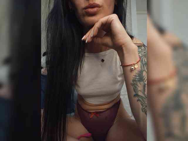 Black_chick webcam