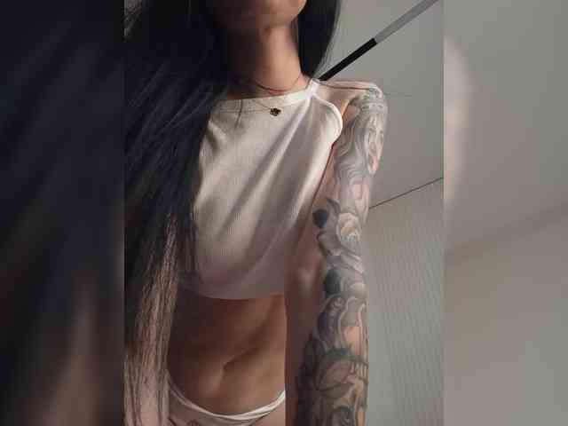 Mikki88K Sex Cam Show