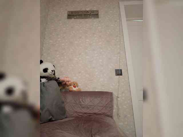 Black_chick webcam