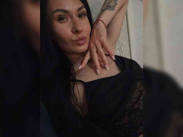 Black_chick webcam
