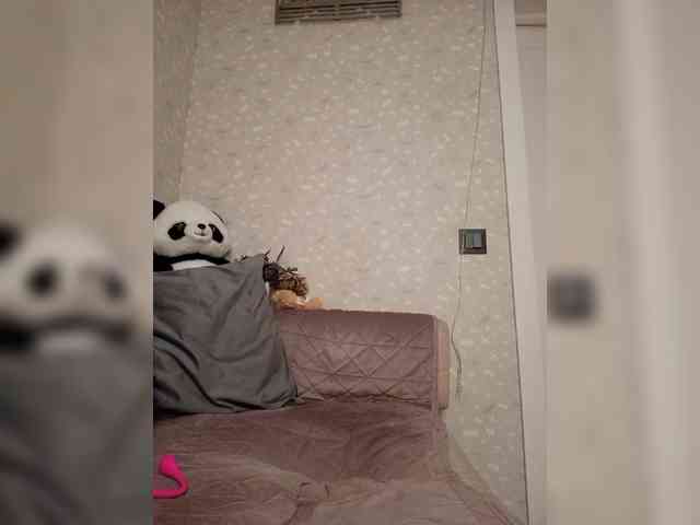 Black_chick webcam