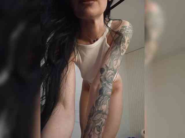 Black_chick webcam