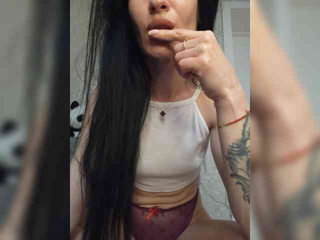 Black_chick webcam