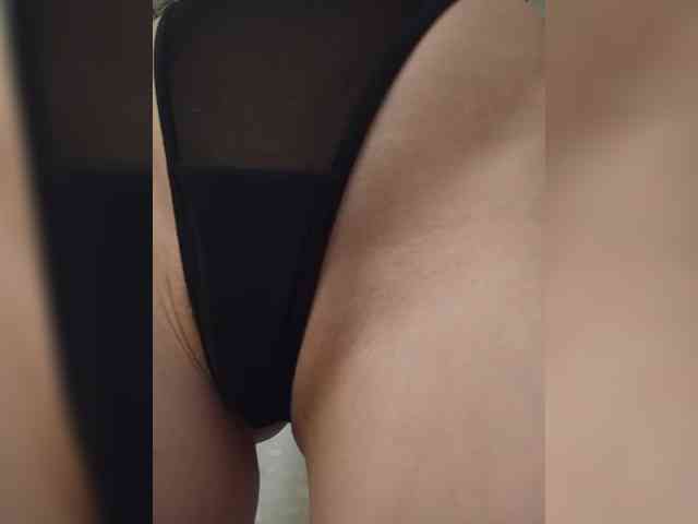 Black_chick webcam
