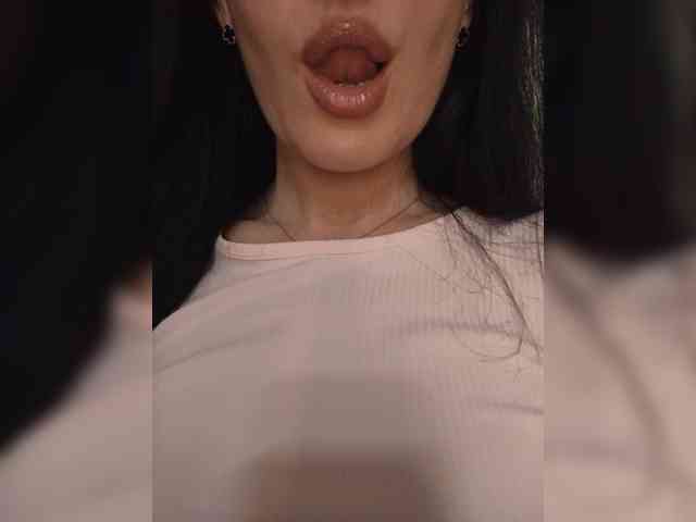 Black_chick webcam