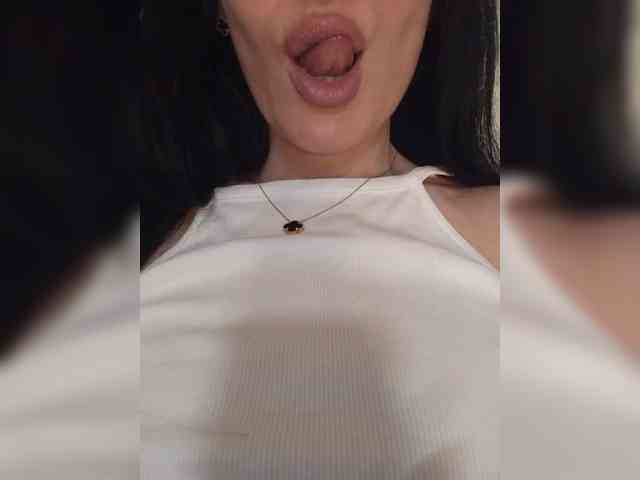 Black_chick webcam