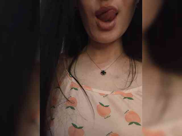 Black_chick webcam