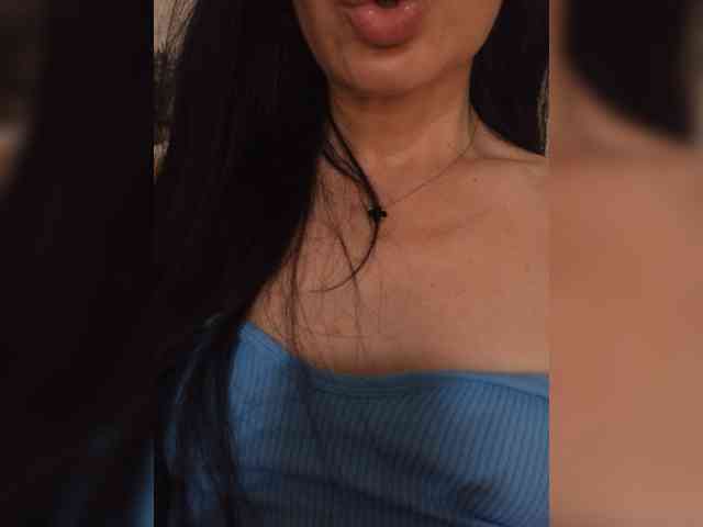Black_chick webcam