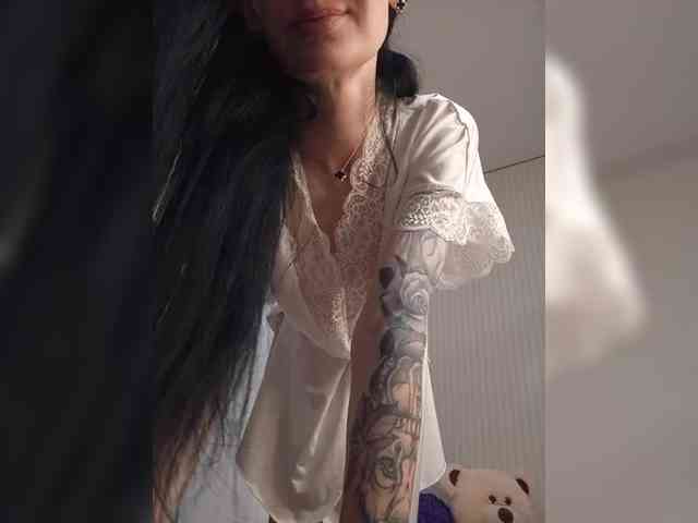 Black_chick webcam