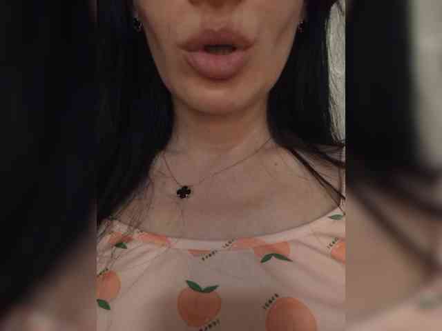 Black_chick webcam