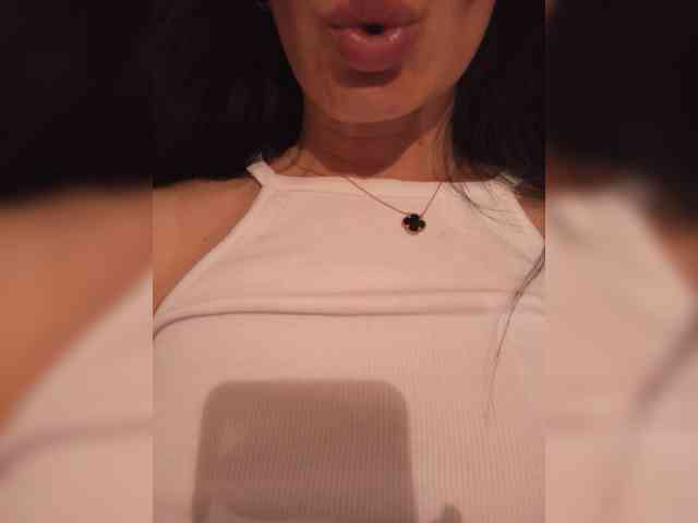 Black_chick webcam