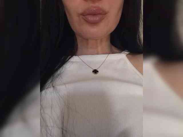 Black_chick webcam