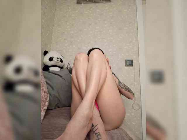 Black_chick webcam