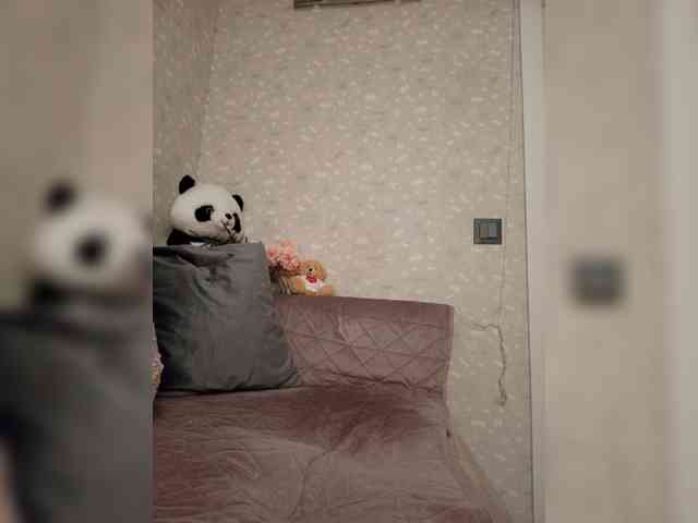 Black_chick webcam