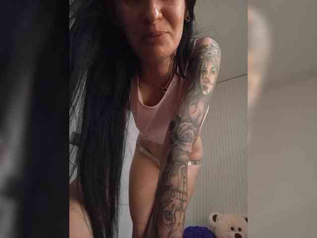 Mikki88K Live Webcam on BongaCams