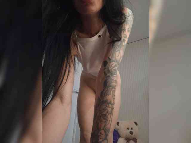 Black_chick webcam