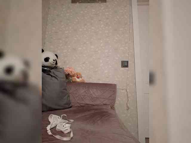 Black_chick webcam