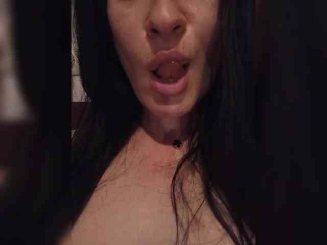 Black_chick webcam