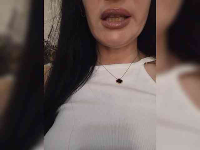 Black_chick webcam