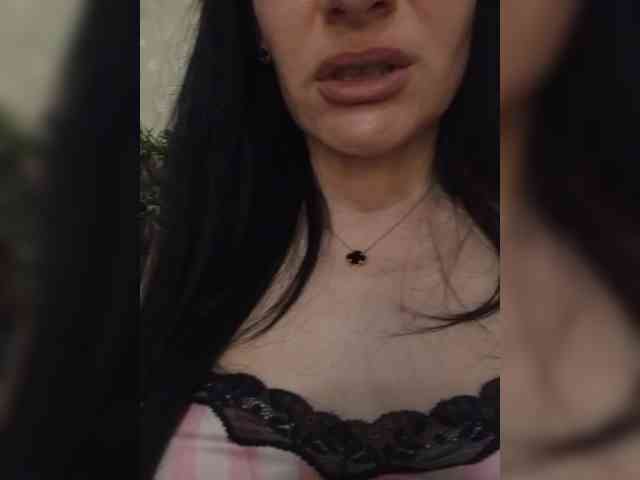 Black_chick webcam