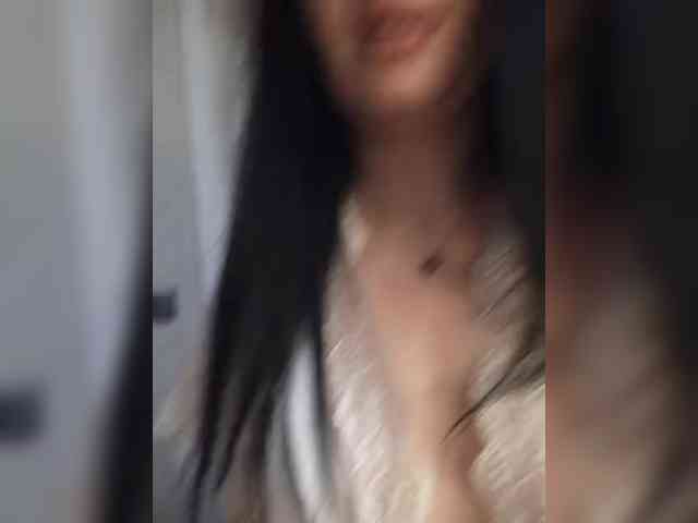 Black_chick webcam