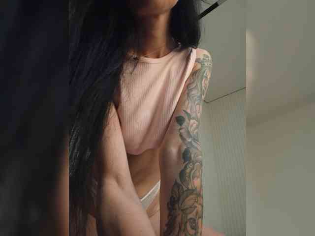 Mikki88K Sex Cam Show