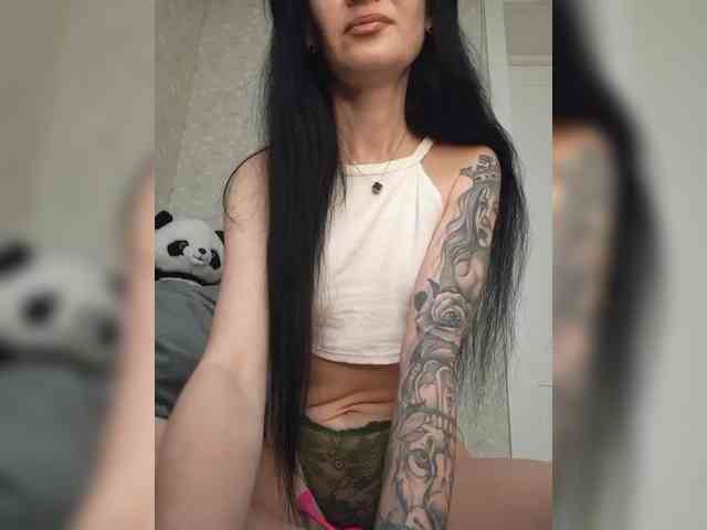 Black_chick webcam