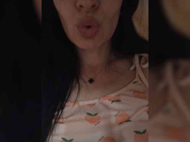 Black_chick webcam