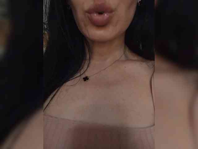 Black_chick webcam