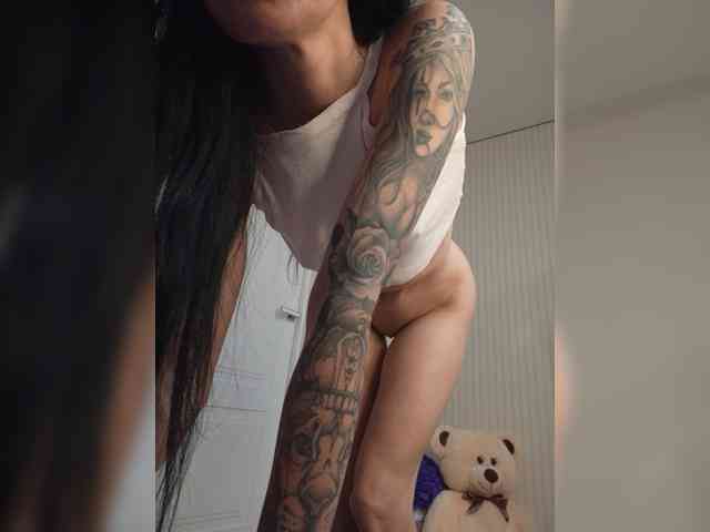 Black_chick webcam