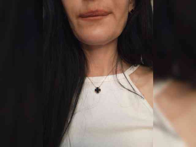 Black_chick webcam