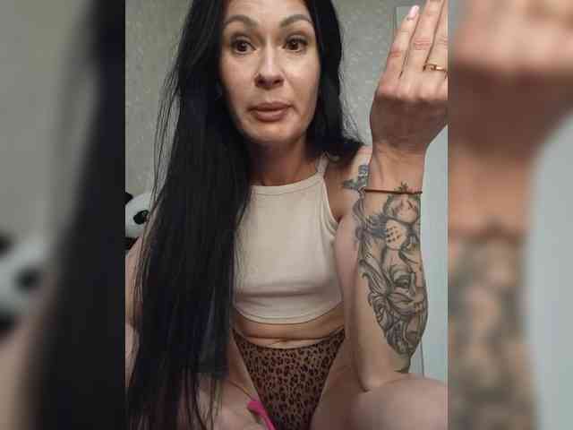 Black_chick webcam