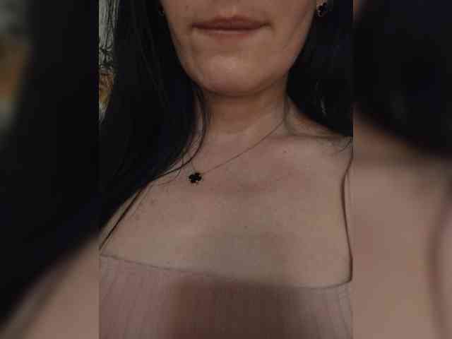 Black_chick webcam