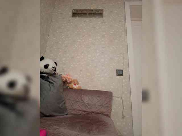 Black_chick webcam