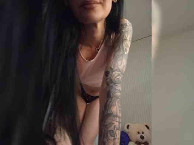 Black_chick webcam