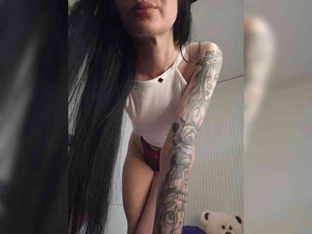 Black_chick webcam