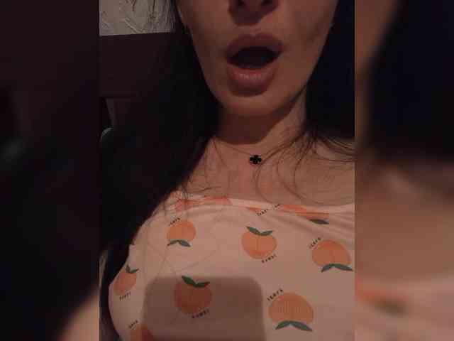 Black_chick webcam