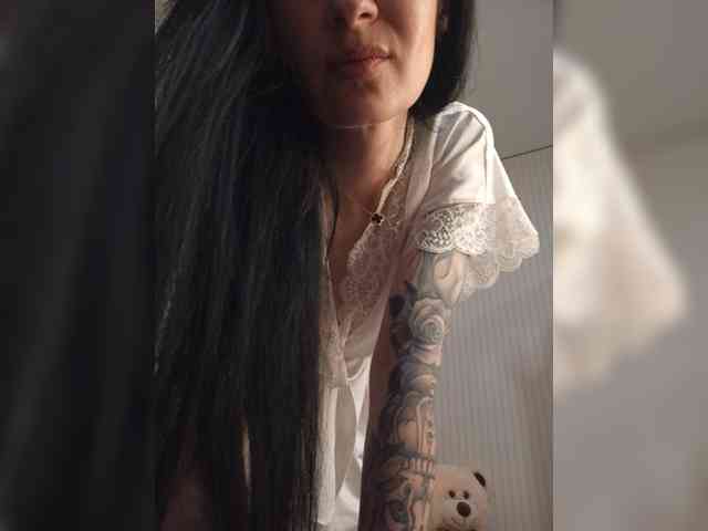 Black_chick webcam