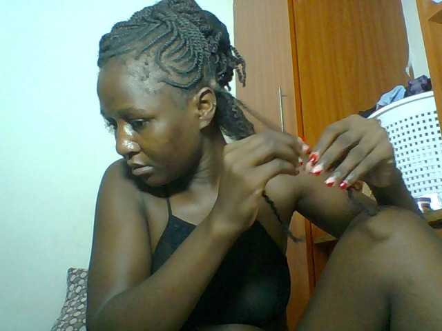 Chocolateskin4 live cam preview