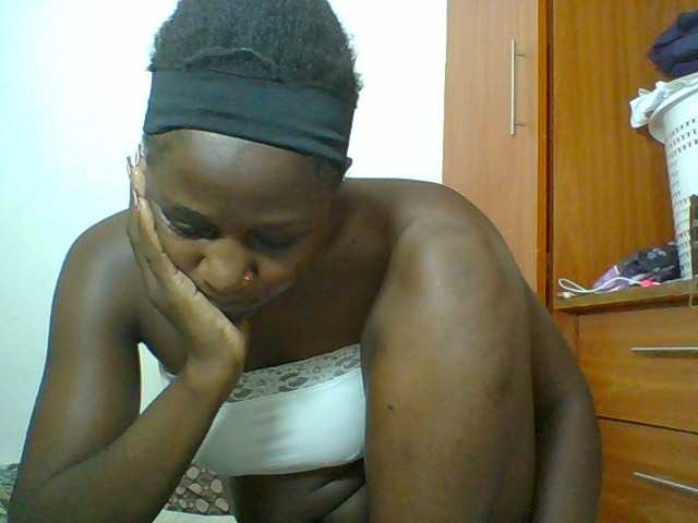Chocolateskin4 live cam on BongaCams
