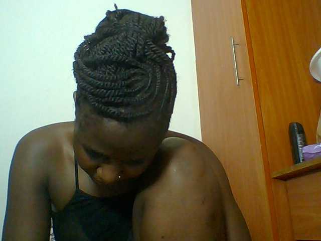 Chocolateskin4 live cam preview