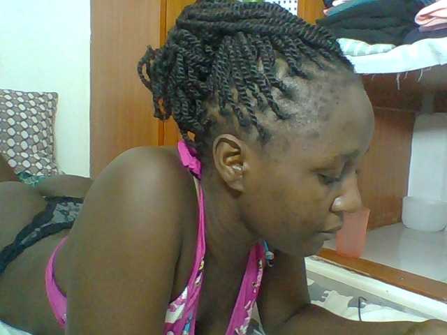 Chocolateskin4 live cam on BongaCams