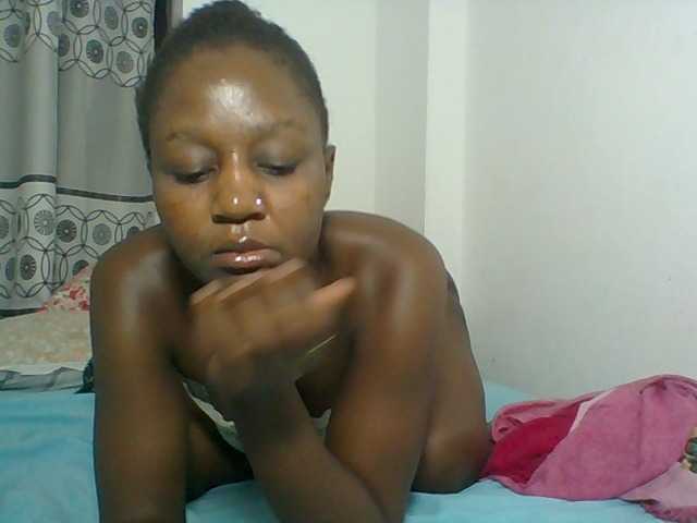 Chocolateskin4 live cam on BongaCams