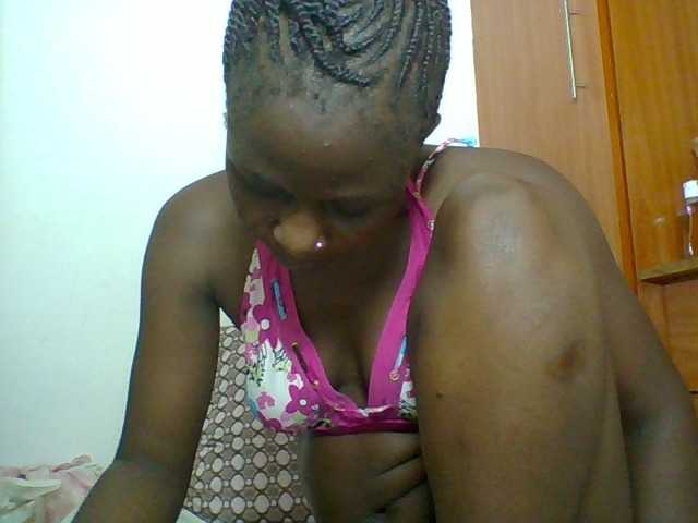 Chocolateskin4 live cam on BongaCams